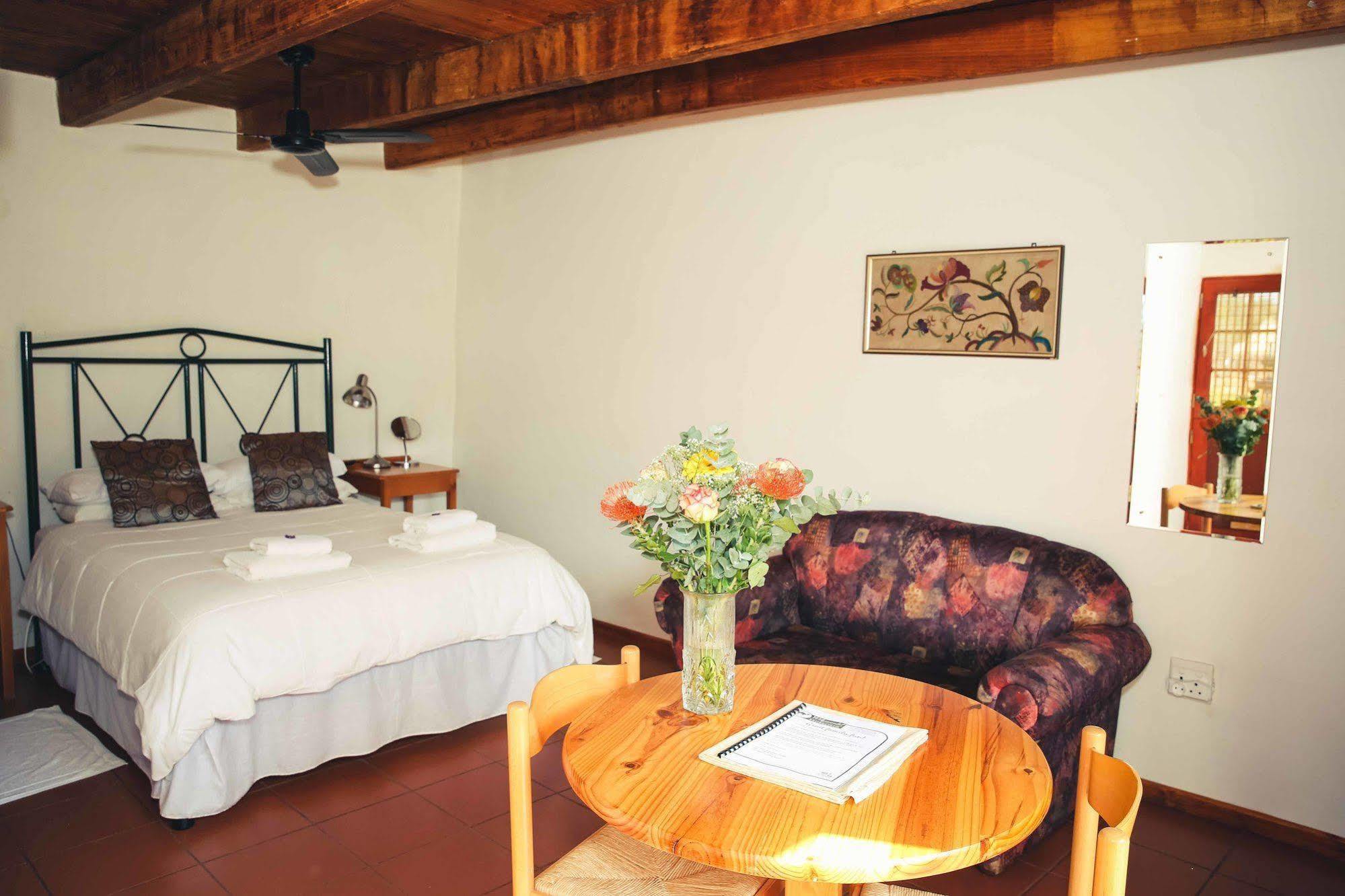Wilgewandel Holiday Farm & Day Restaurant Oudtshoorn Exterior foto